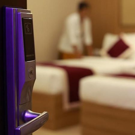 Hotel Emirates Kannangad Экстерьер фото