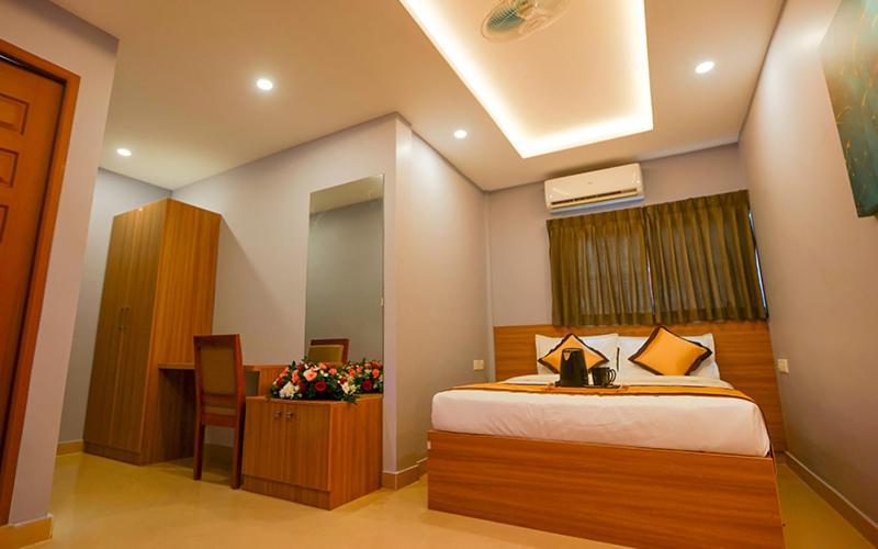 Hotel Emirates Kannangad Экстерьер фото